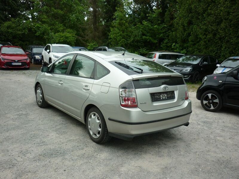 Gebraucht Toyota Prius Sol 111 PS (81 kW) 2005 Silver metallic Kleinwagen