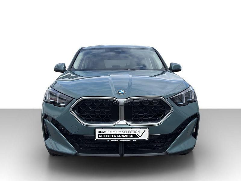 Gebraucht BMW X2 150 PS (110 kW) 2025 Grün SUV
