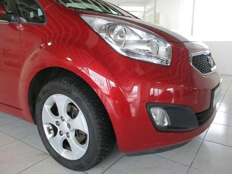 Gebraucht Kia Venga FIFA World Cup Edition 125 PS (91 kW) 2013 Rot Kleinwagen