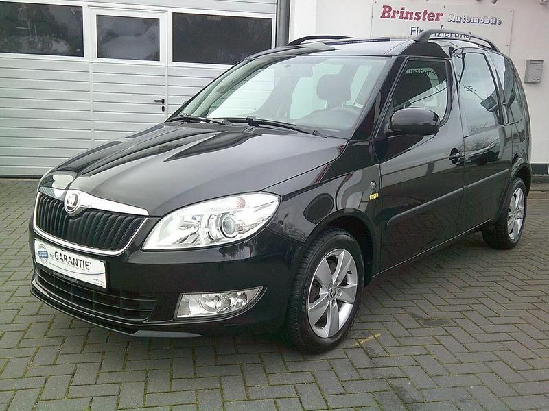 Schwarz Gebraucht 2014 Skoda Roomster Fresh Van / Kleinbus | 5.999 € (Teuer) - Bild 1/4