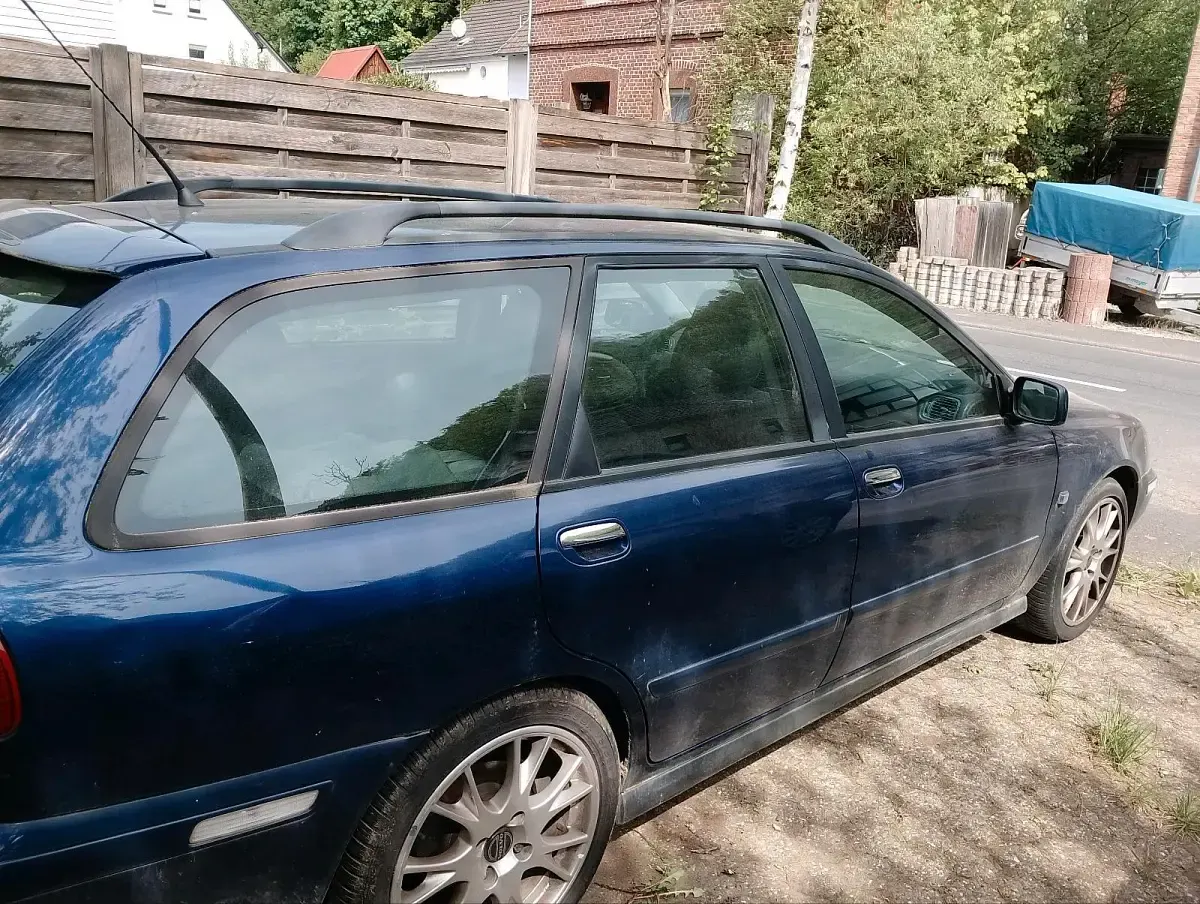 Brugt Volvo V40 122 HK (89 kW) 2003 Blå Stationcar