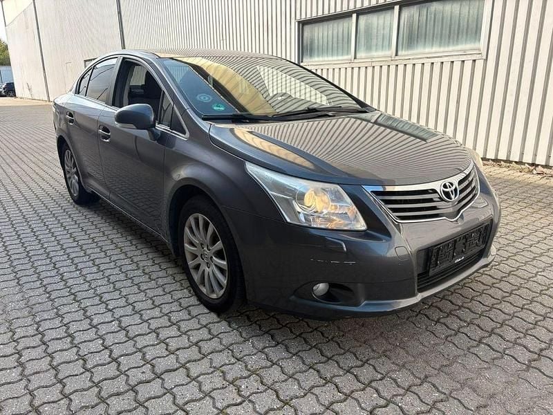 Gebraucht Toyota Avensis Executive 147 PS (108 kW) 2011 Grau Limousine