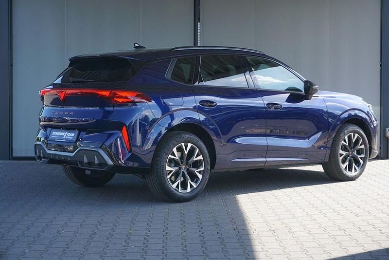 Neu Cupra Terramar 150 PS (110 kW) 2025 Blau SUV