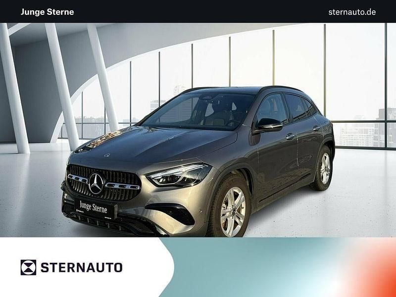 Metalliclack mountaingrau Gebraucht 2025 Mercedes GLA200 Progressive SUV | 36.890 € (Guter Preis) - Bild 1/4