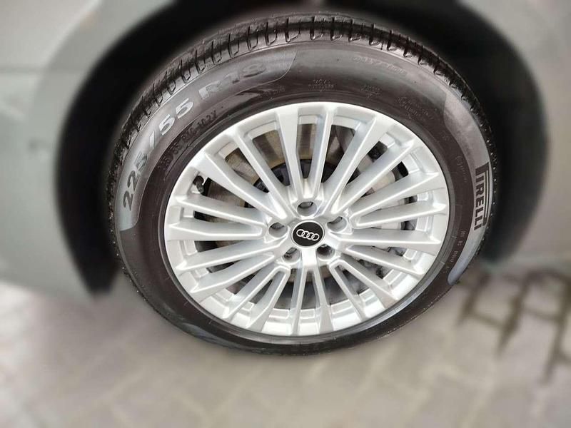 Gebraucht Audi A6 Design 299 PS (219 kW) 2023 Grau Kombi