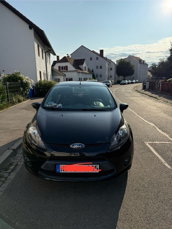 Schwarz Gebraucht 2009 Ford Fiesta Titanium Kleinwagen | 3.900 € (Fairer Preis) - Bild 1/4