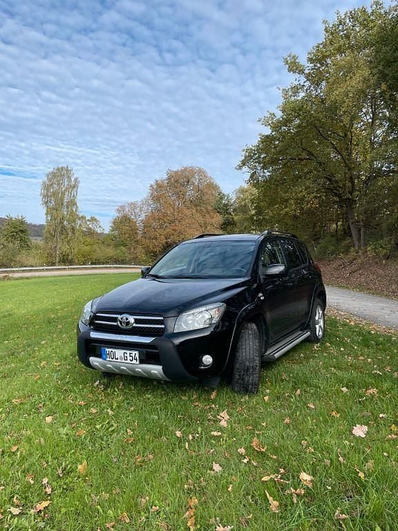 Schwarz Gebraucht 2007 Toyota RAV4 SUV | 7.400 € (Teuer) - Bild 1/4