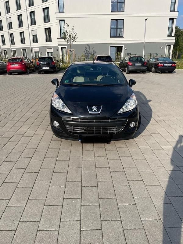 Gebraucht Peugeot 207 CC 156 PS (114 kW) 2014 Schwarz Cabrio