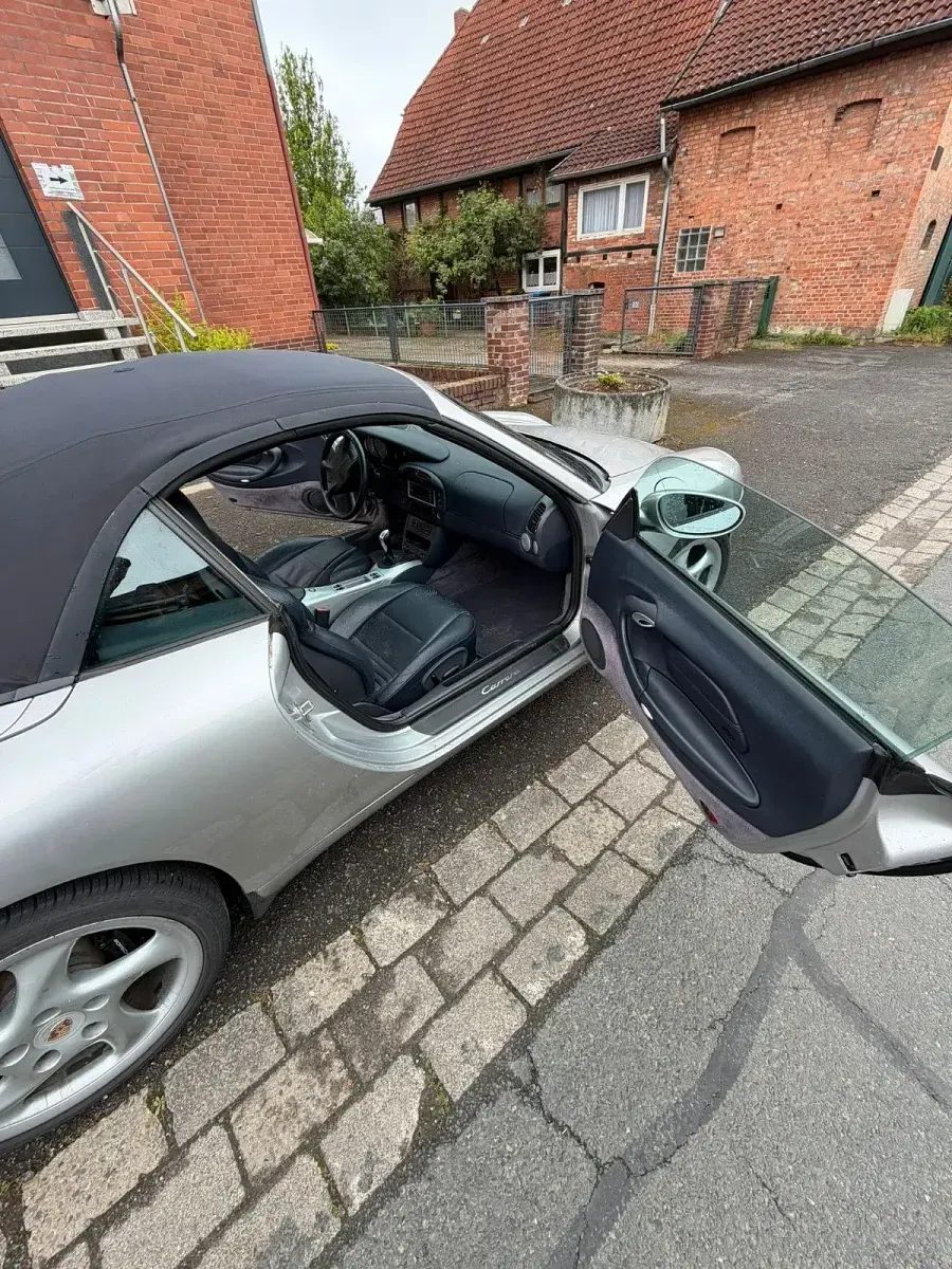 Brugt Porsche 996 300 HK (220 kW) 1999 Sølv Cabriolet