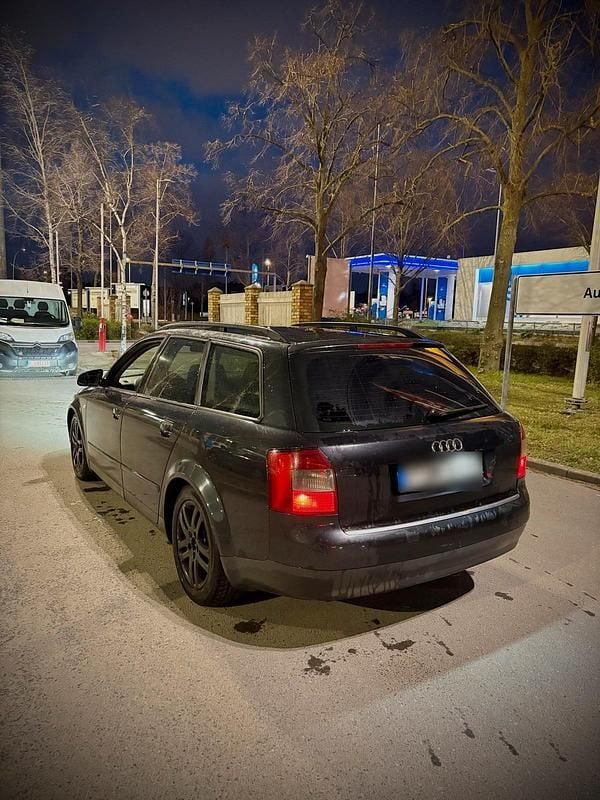 Gebraucht Audi A4 115 PS (84 kW) 2003 Schwarz Kombi