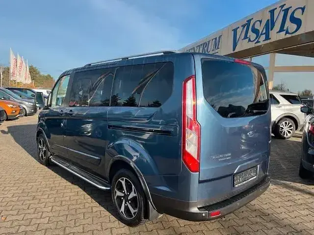 Usado Ford Tourneo Custom Active 2022 Azul Van