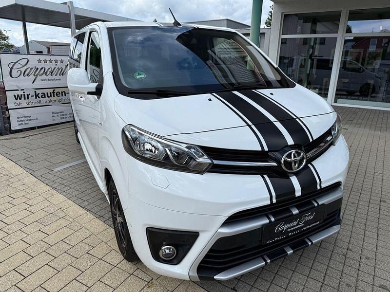 Gebraucht Toyota Proace Verso 120 PS (88 kW) 2018 Weiß Kombi