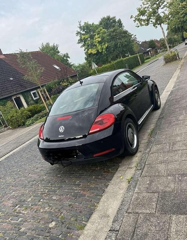 Gebraucht VW Beetle Design 105 PS (77 kW) 2014 Schwarz Kleinwagen