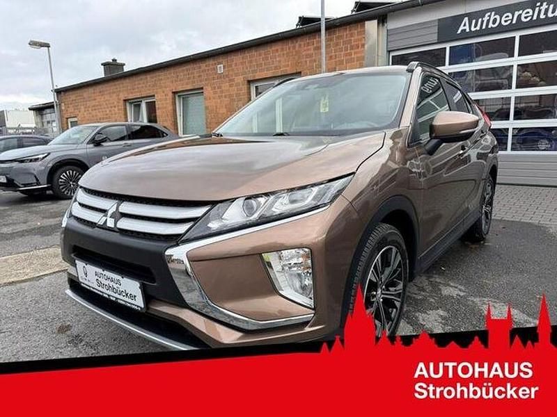 Gebraucht Mitsubishi Eclipse Cross Active 163 PS (119 kW) 2020 Braun SUV