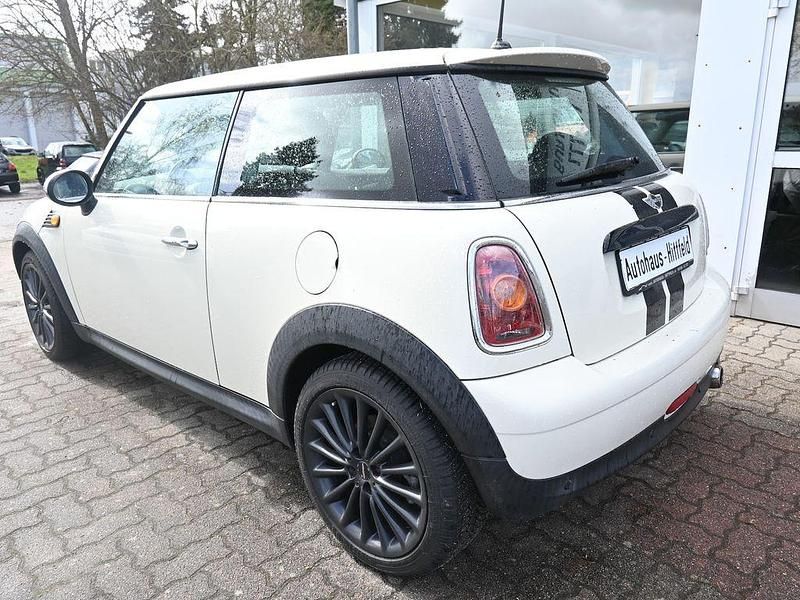 Second-hand Mini ONE 95 CP (69 kW) 2009 Alb Hatchback