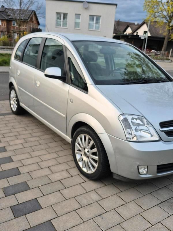 Gebraucht Opel Meriva 125 PS (91 kW) 2003 Silber Van / Kleinbus