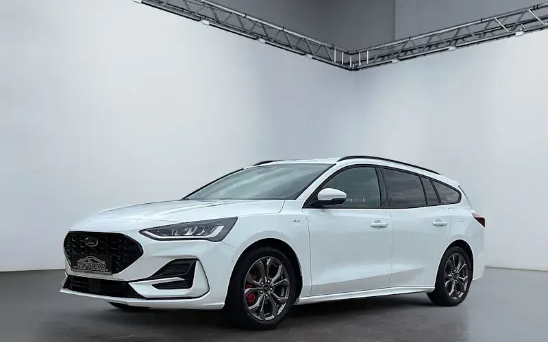 Gebraucht Ford Focus ST-Line 125 PS (91 kW) 2025 Weiß Kombi