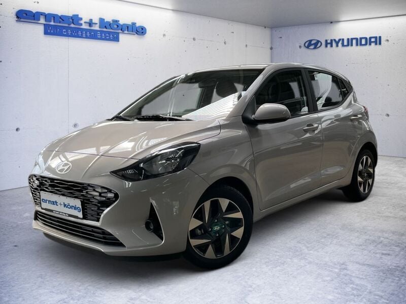 Grau Neu 2025 Hyundai i10 Trend Kleinwagen | 18.990 € (Fairer Preis) - Bild 1/4