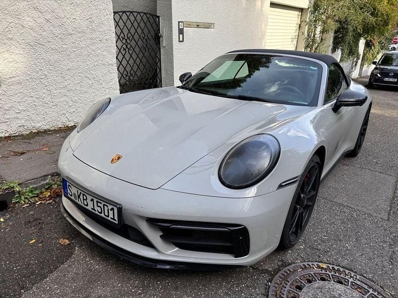 Grau Gebraucht 2022 Porsche 911 Carrera GTS Cabrio | 158.000 € (Fairer Preis) - Bild 1/4