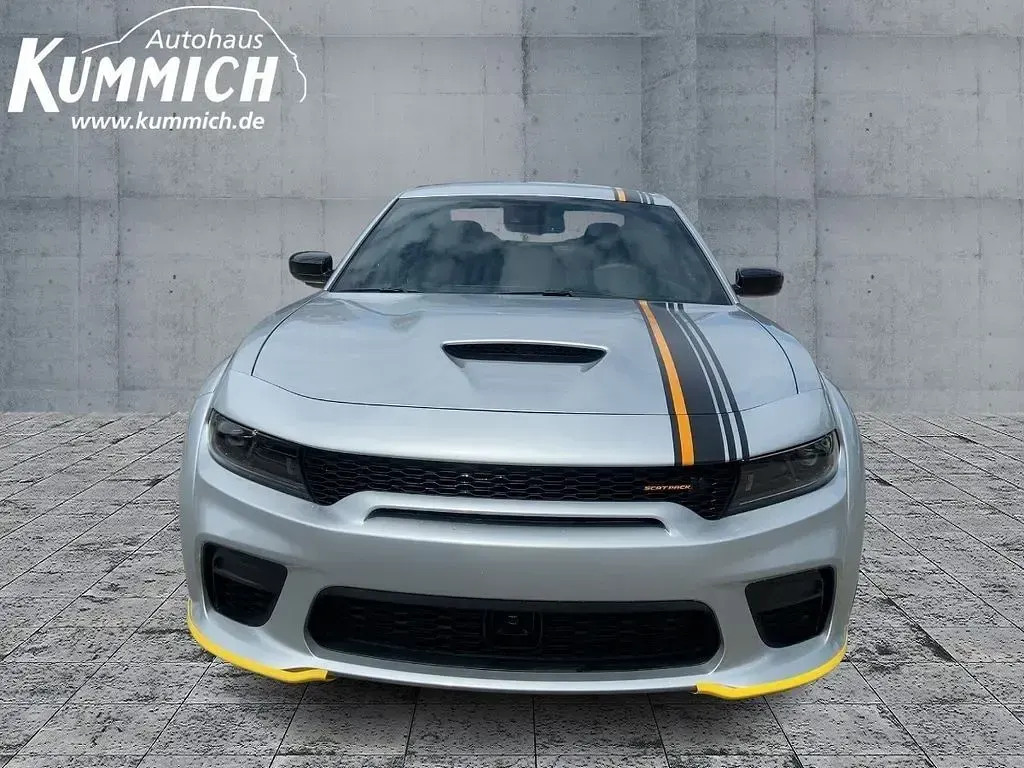 Neu Dodge Charger 492 PS (361 kW) 2026 Silber Kleinwagen
