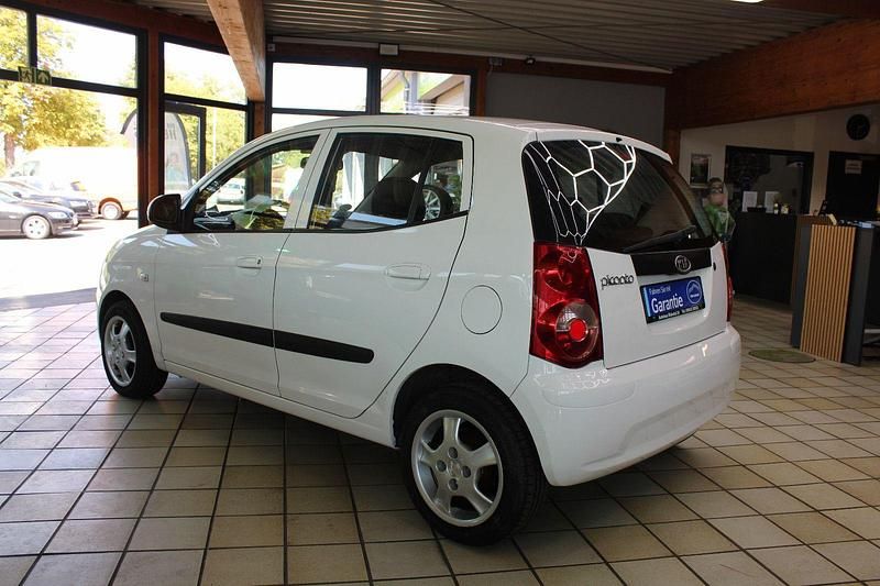 Gebraucht Kia Picanto Start 65 PS (47 kW) 2009 Weiß Kleinwagen