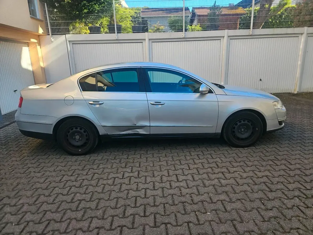 Gebraucht VW Passat 150 PS (110 kW) 2006 Silber Limousine