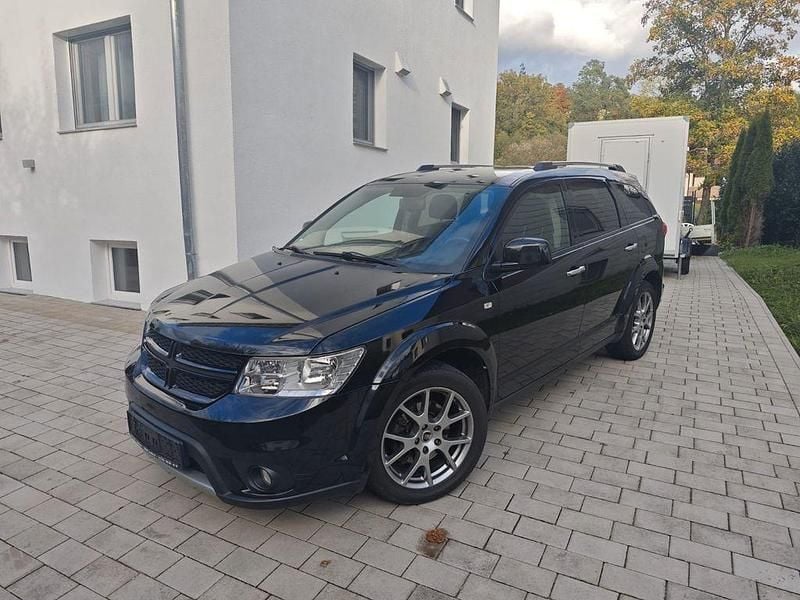 Schwarz Gebraucht 2013 Fiat Freemont SUV | 5.290 € (Superpreis) - Bild 1/4