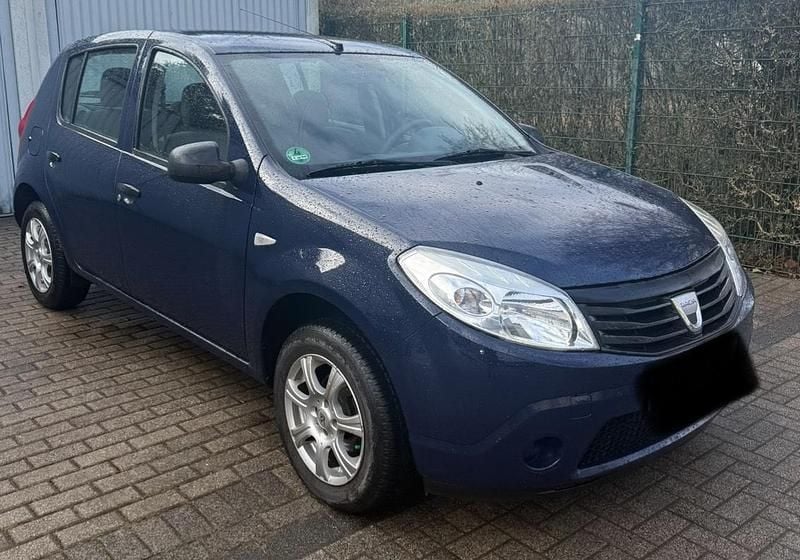 Gebraucht Dacia Sandero 75 PS (55 kW) 2012 Blau Kleinwagen