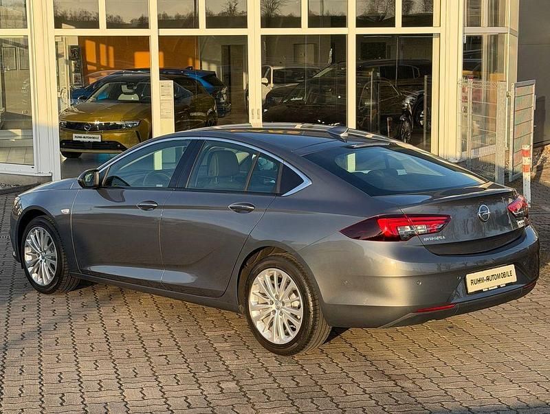 Gebraucht Opel Insignia Innovation 165 PS (121 kW) 2017 Grau Limousine