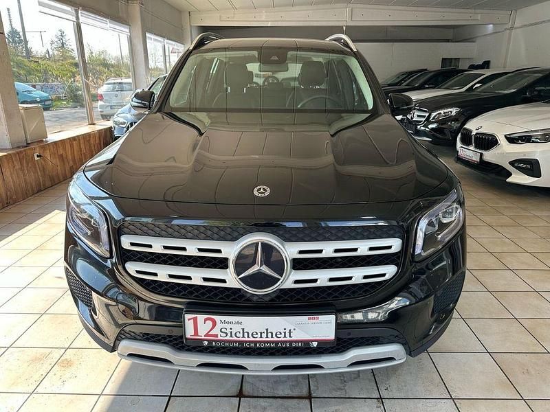 Nachtschwarz unilack Gebraucht 2023 Mercedes GLB180 SUV | 23.400 € (Superpreis) - Bild 1/4