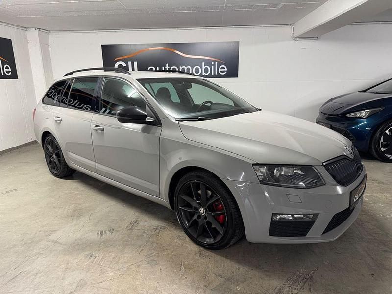 Grau Gebraucht 2016 Skoda Octavia RS Kombi | 14.990 € (Fairer Preis) - Bild 1/4