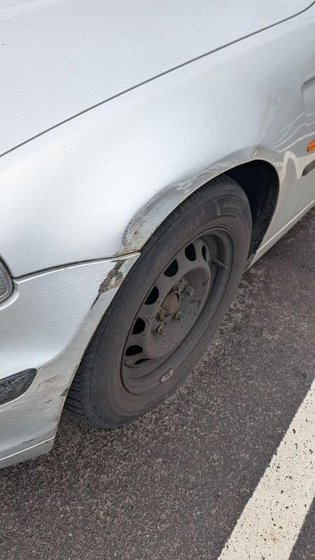 Gebraucht BMW 316 116 PS (85 kW) 2002 Silber Limousine