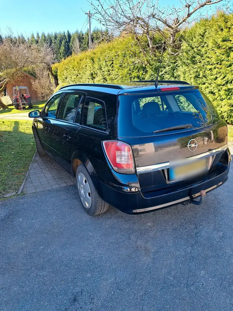 Gebraucht Opel Astra 110 PS (80 kW) 2008 Kombi