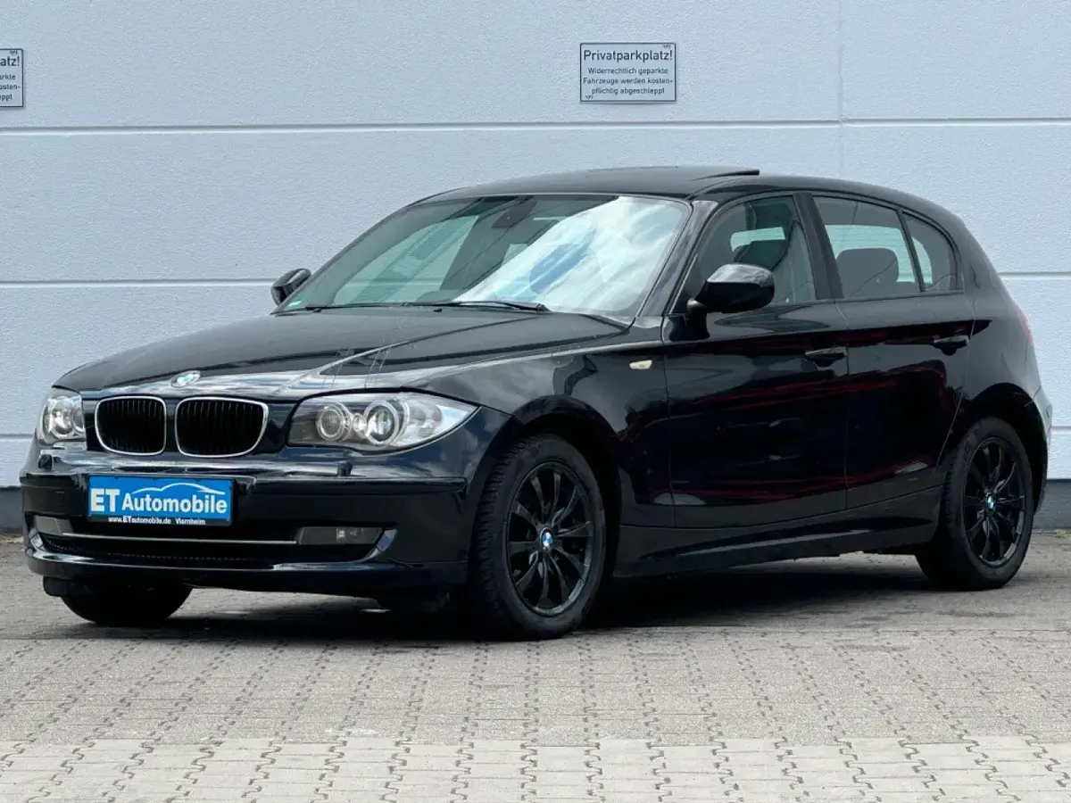 Gebraucht BMW 120 177 PS (130 kW) 2011 Schwarz Kleinwagen