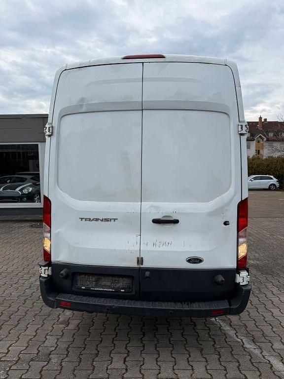 Gebraucht Ford Transit Trend 170 PS (125 kW) 2019 Weiß Limousine