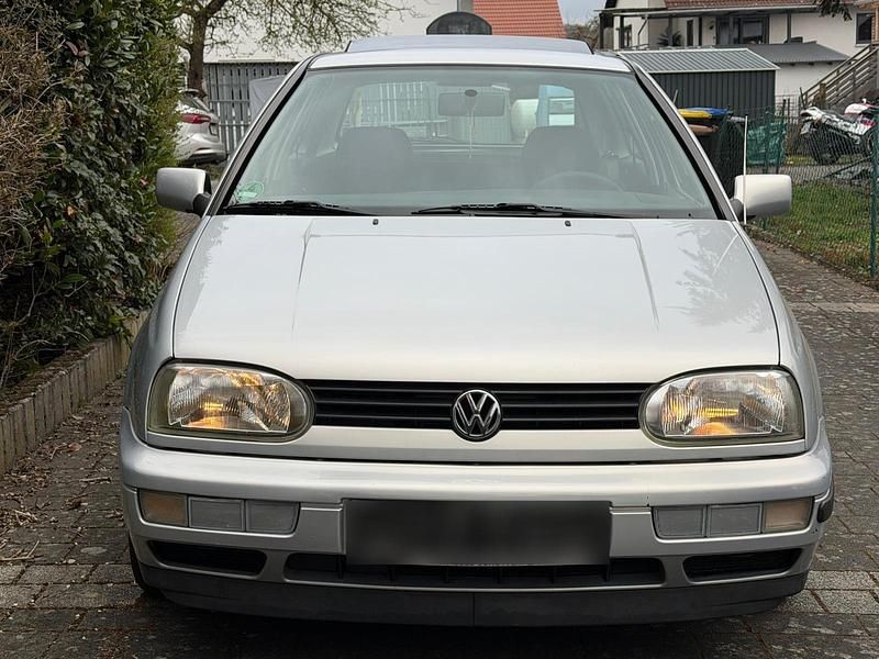 Gebraucht VW Golf III 75 PS (55 kW) 1997 Grau Kleinwagen