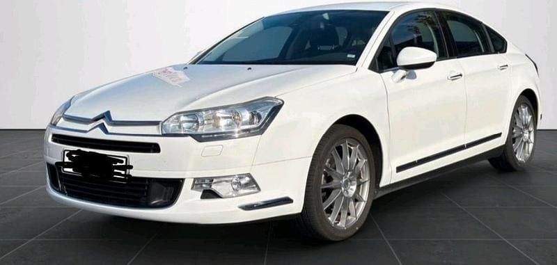 Weiß Gebraucht 2012 Citroën C5 Limousine | 7.599 € (Teuer) - Bild 1/4