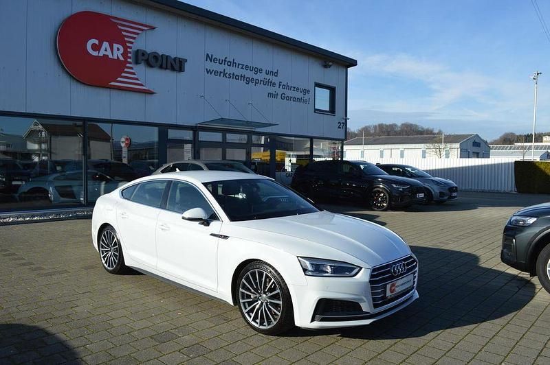 Gletscherweiß metallic Gebraucht 2017 Audi A5 Sportback S-Line Kleinwagen | 18.550 € (Guter Preis) - Bild 1/4