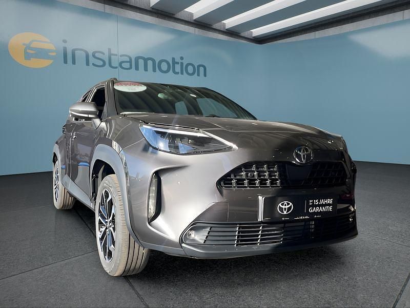 Grau Gebraucht 2025 Toyota Yaris Cross SUV | 28.199 € (Guter Preis) - Bild 1/1