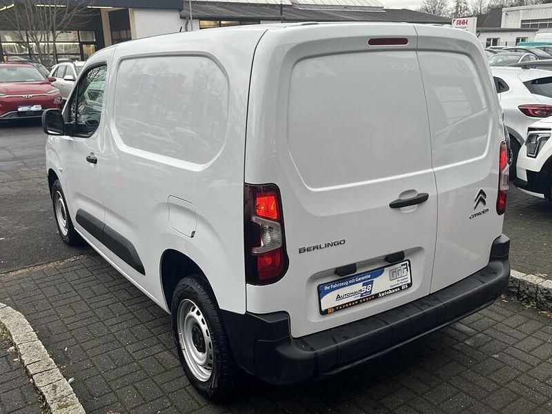 Second-hand Citroën Berlingo 102 CP (75 kW) 2024 Alb Monovolum