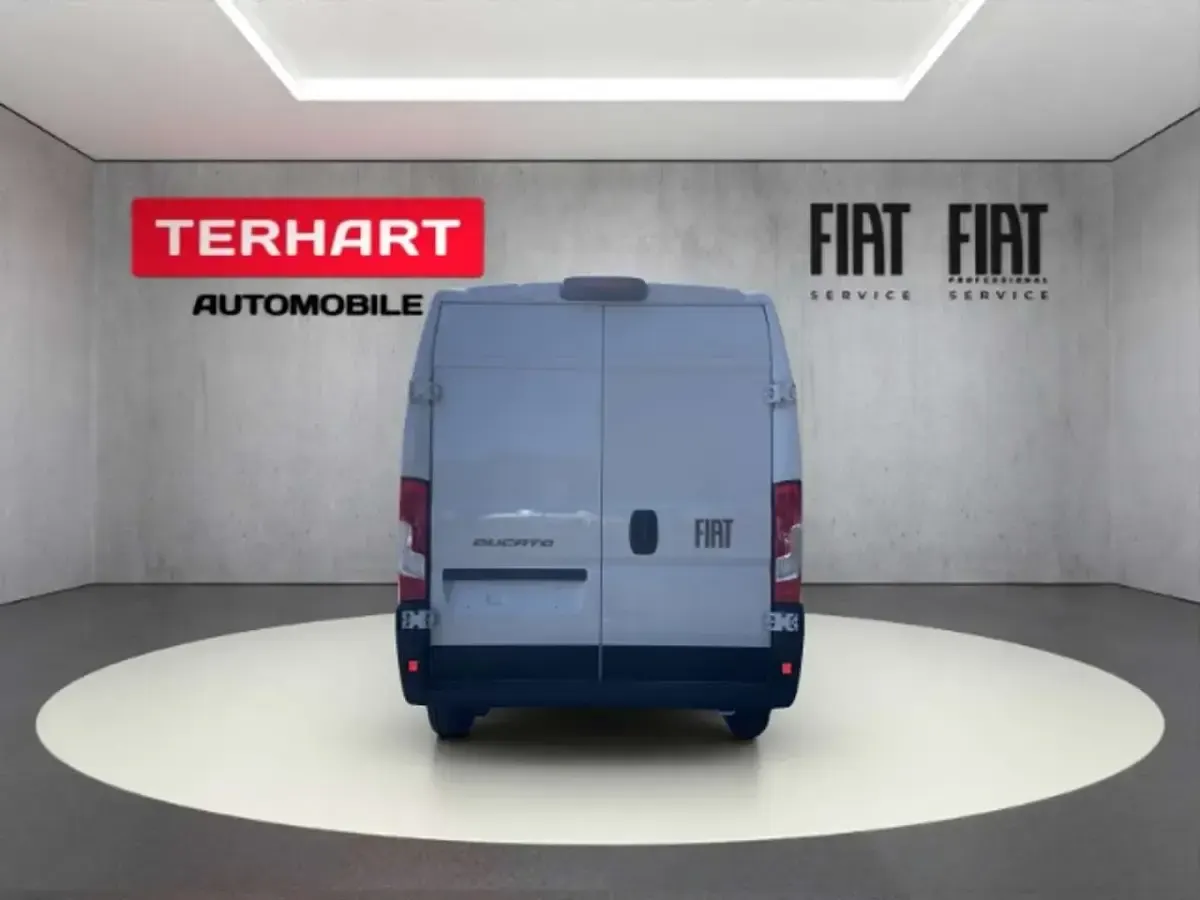 Neu Fiat Ducato 140 PS (102 kW) 2026 Colore esterno (weiss (pastell Van