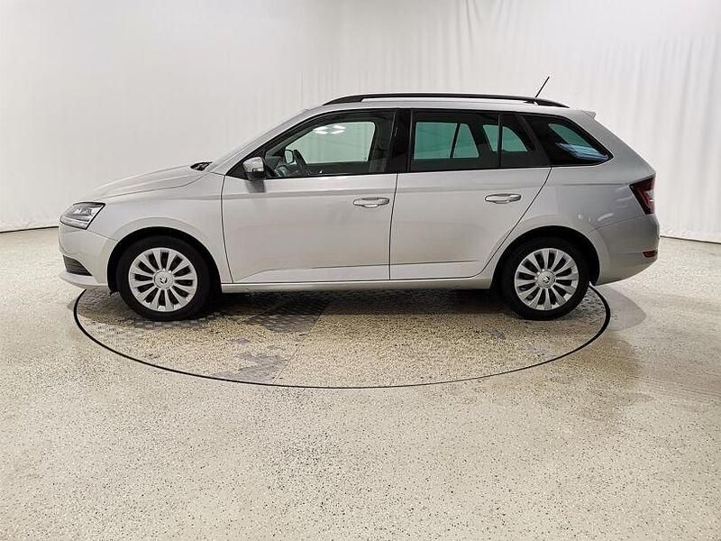 Gebraucht Skoda Fabia Ambition 95 PS (69 kW) 2022 Brilliantsilber metallic Kleinwagen