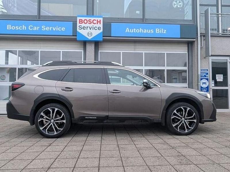 Gebraucht Subaru Outback Platinum 169 PS (124 kW) 2021 Brilliant bronze Kombi