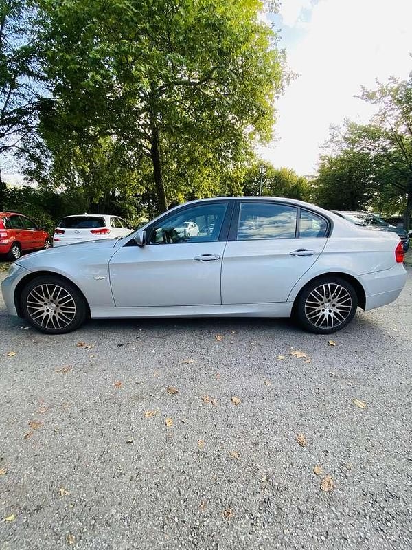 Gebraucht BMW 320 150 PS (110 kW) 2006 Kombi