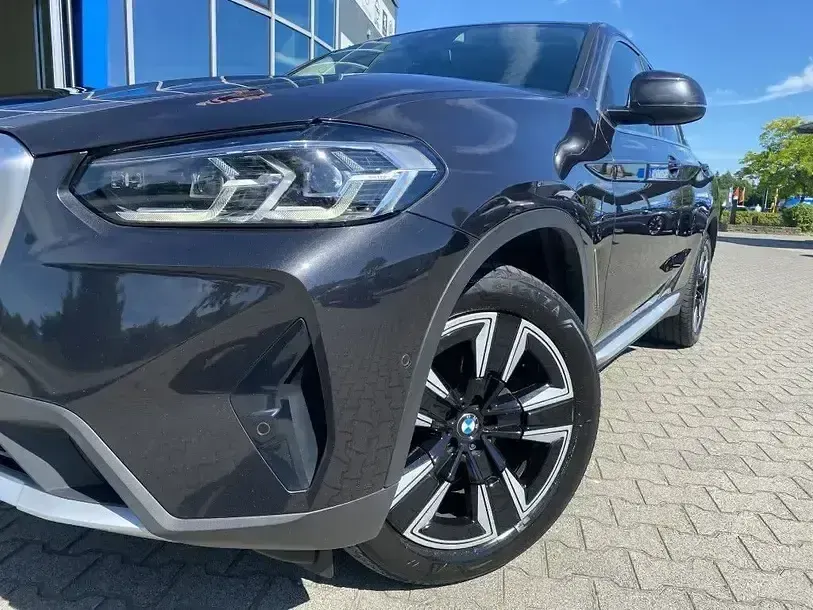 Gebraucht BMW X4 Performance 184 PS (135 kW) 2022 Grau SUV