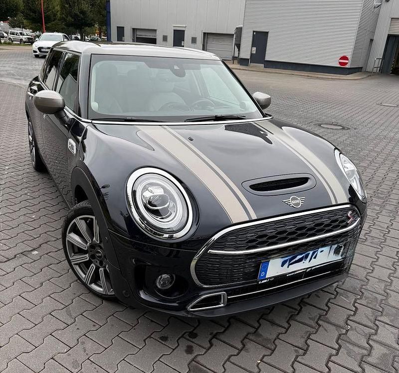 Blau Gebraucht 2020 Mini Cooper S Clubman Kombi | 20.900 € (Guter Preis) - Bild 1/4