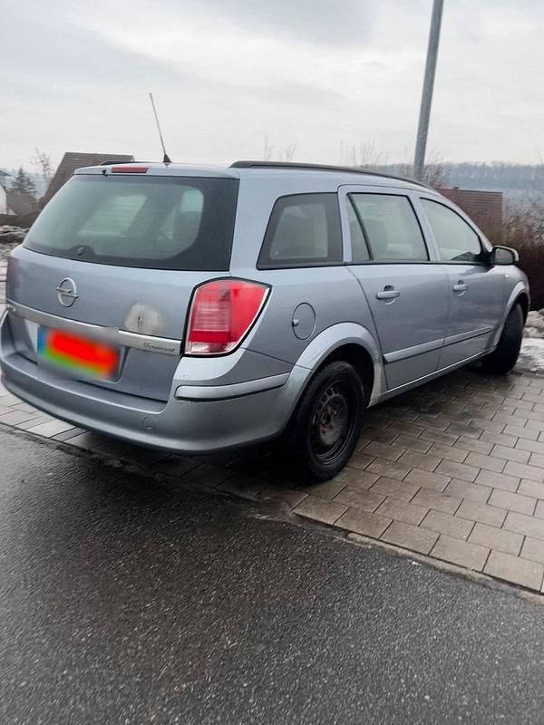 Gebraucht Opel Astra 120 PS (88 kW) 2006 Blau Kombi