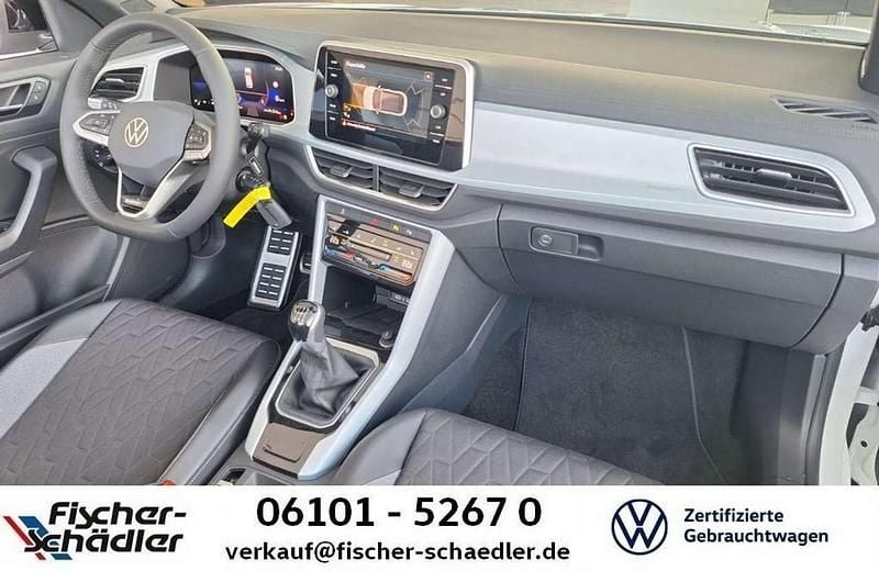 Gebraucht VW T-Roc Cabriolet 116 PS (85 kW) 2025 Pure white schwarz Cabrio