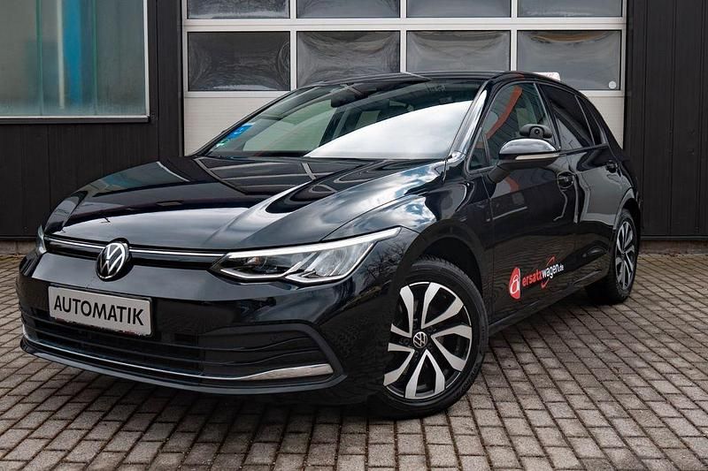 Gebraucht VW Golf VII Active 150 PS (110 kW) 2021 Schwarz Kleinwagen
