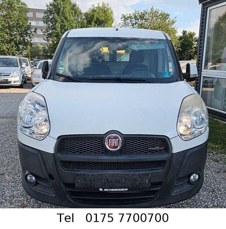 Weiß Gebraucht 2010 Fiat Doblò Van / Kleinbus | 2.000 € (Superpreis) - Bild 1/4